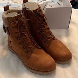 New Women’s Casual Lace-Up Ankle Boot - Brown 8.5